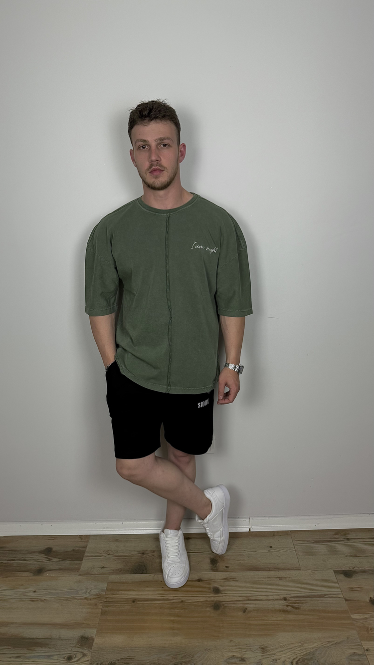 HAKİ YEŞİLİ NAKIŞLI OVERSİZE TİŞÖRT